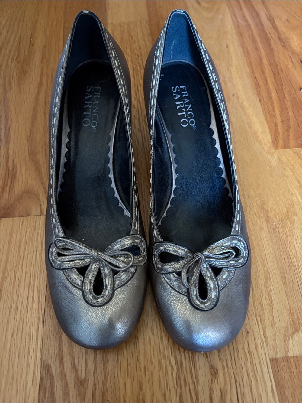 Franco Sarto Metallic Pewter Leather Bow-Trim Heel